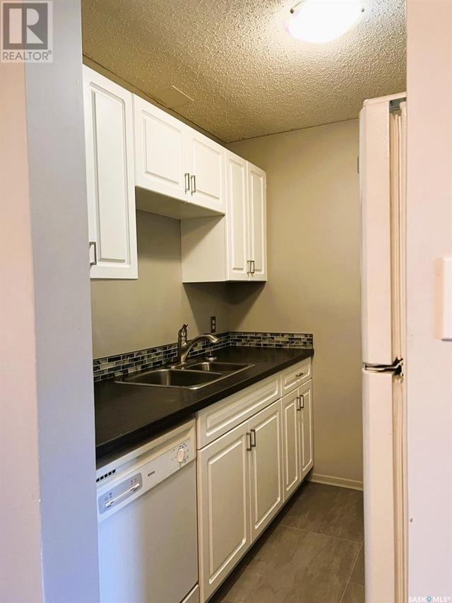 103 - 624 8th Street E, Condo with 2 bedrooms, 1 bathrooms and null parking in Saskatoon SK | Image 2