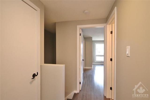 20 Jenny Private, Townhouse with 3 bedrooms, 3 bathrooms and 2 parking in Ottawa ON | Image 16