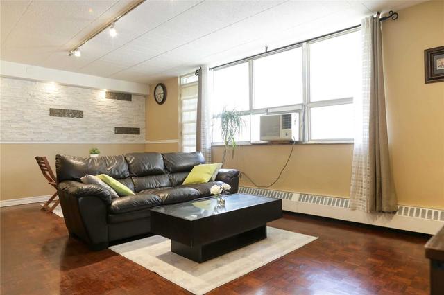 310 - 3625 Lake Shore Blvd, Condo with 2 bedrooms, 1 bathrooms and 1 parking in Toronto ON | Image 21