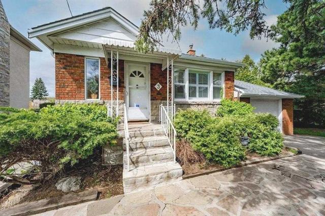 3 Carysfort Rd, House detached with 2 bedrooms, 2 bathrooms and 5 parking in Toronto ON | Image 1