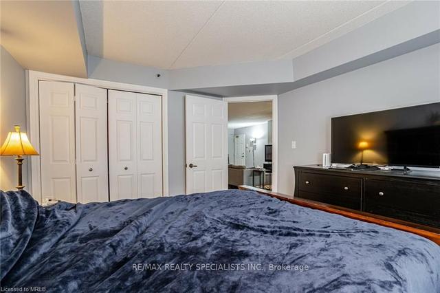 107 - 4003 Kilmer Dr, Condo with 2 bedrooms, 1 bathrooms and 1 parking in Burlington ON | Image 8