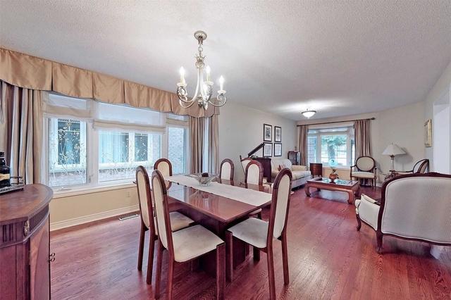 81 Summerdale Dr, House detached with 4 bedrooms, 4 bathrooms and 6 parking in Markham ON | Image 37