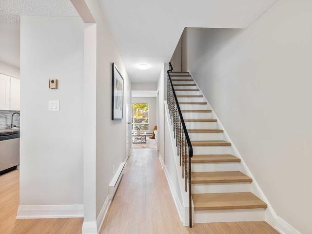 14 Rock Fern Way, Townhouse with 3 bedrooms, 2 bathrooms and 1 parking in Toronto ON | Image 13