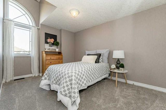 143 Deerpath Dr, House detached with 3 bedrooms, 4 bathrooms and 4 parking in Guelph ON | Image 17