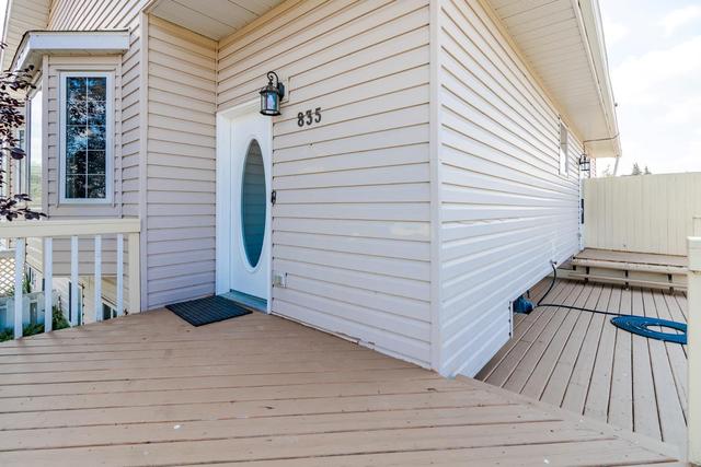 835 Walsh Avenue, Home with 3 bedrooms, 2 bathrooms and 2 parking in Red Deer County AB | Image 31