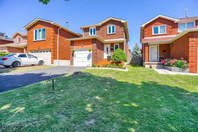 8 Tralee St, House detached with 3 bedrooms, 3 bathrooms and 4 parking in Brampton ON | Image 1