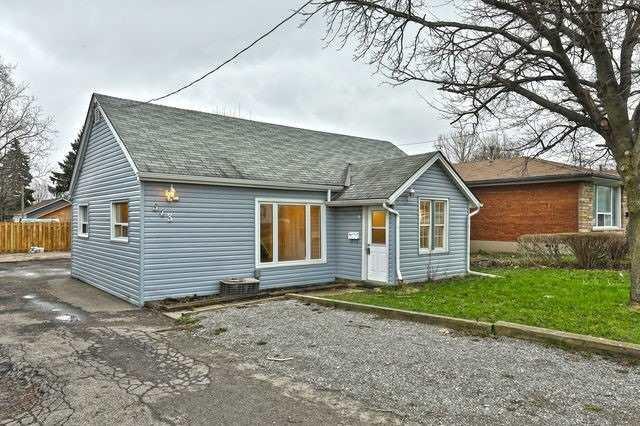 643 West 5th Ave, House detached with 5 bedrooms, 2 bathrooms and 4 parking in Hamilton ON | Image 1