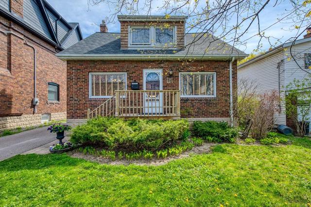 54 Arcadian Circ, House detached with 4 bedrooms, 2 bathrooms and 8 parking in Toronto ON | Card Image