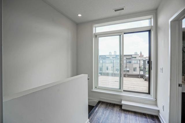 th10 - 5 St Bartholomew St, Townhouse with 3 bedrooms, 3 bathrooms and 1 parking in Toronto ON | Image 10