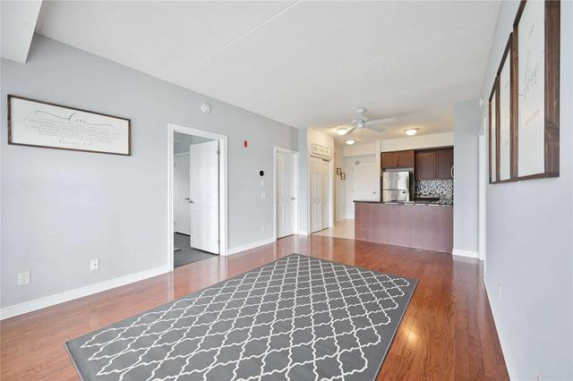 405 - 1379 Costigan Rd, Condo with 2 bedrooms, 2 bathrooms and 2 parking in Milton ON | Image 10