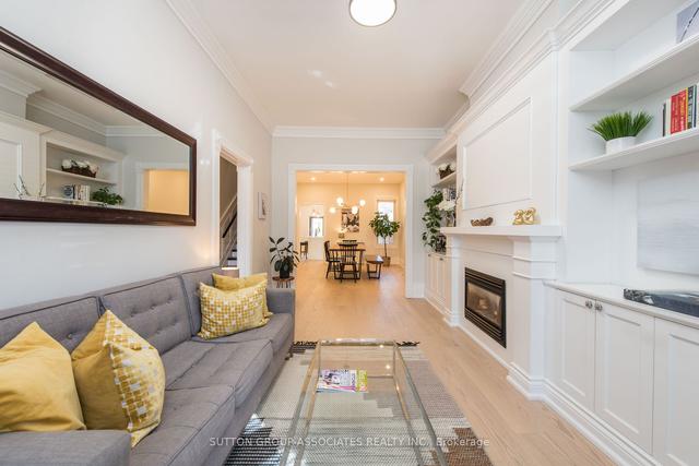 31 Clinton St, House attached with 3 bedrooms, 4 bathrooms and 1.5 parking in Toronto ON | Image 37