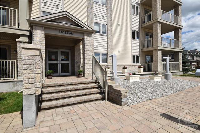 108 - 141 Potts Private, Condo with 2 bedrooms, 2 bathrooms and 1 parking in Ottawa ON | Image 8