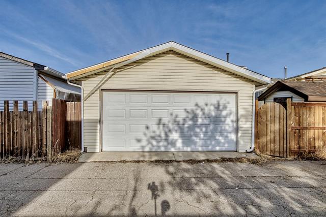 199 Templeby Drive Ne, House detached with 3 bedrooms, 1 bathrooms and 2 parking in Calgary AB | Image 40