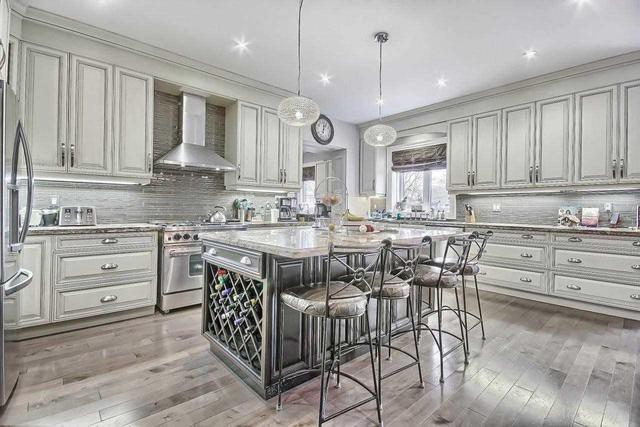 80 Lynnhaven Rd, House detached with 5 bedrooms, 4 bathrooms and 4 parking in Toronto ON | Image 5