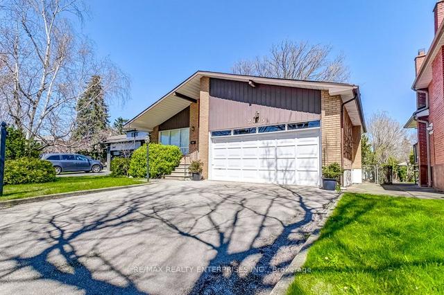 2495 Waterford St, House detached with 3 bedrooms, 2 bathrooms and 6 parking in Oakville ON | Image 12