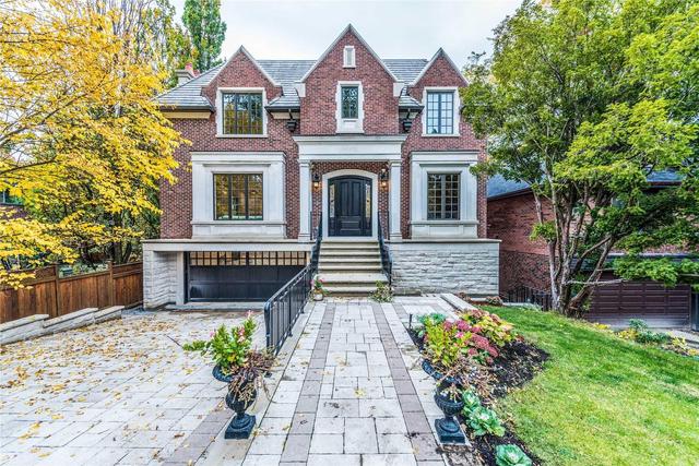 70 Weybourne Cres, House detached with 4 bedrooms, 6 bathrooms and 4 parking in Toronto ON | Image 1