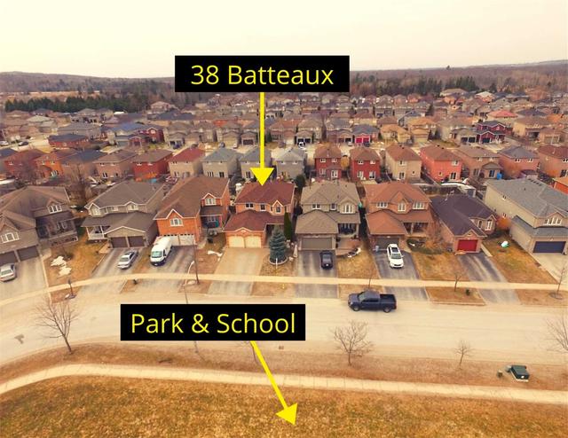 38 Batteaux St, House detached with 4 bedrooms, 3 bathrooms and 4 parking in Barrie ON | Image 23