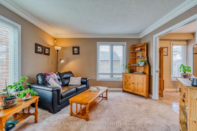 34 Helios Pl, House detached with 3 bedrooms, 2 bathrooms and 3 parking in Brampton ON | Image 35