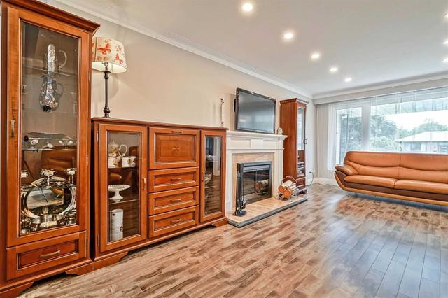 233 Elizabeth St S, House detached with 3 bedrooms, 4 bathrooms and 6 parking in Brampton ON | Image 34