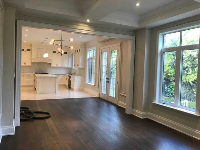 6 Daniel Cozens Crt, House detached with 4 bedrooms, 5 bathrooms and 4 parking in Toronto ON | Image 18