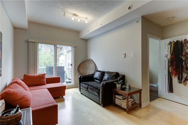 222 - 171 Bleecker St, Townhouse with 1 bedrooms, 1 bathrooms and null parking in Toronto ON | Image 3