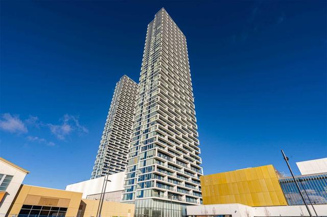 4910 - 5 Buttermill Ave, Condo with 2 bedrooms, 2 bathrooms and 134 parking in Vaughan ON | Image 14