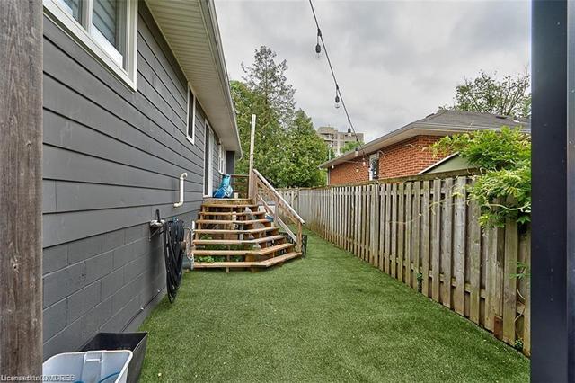 1241 Bellview Street, House detached with 4 bedrooms, 2 bathrooms and 4 parking in Burlington ON | Image 30