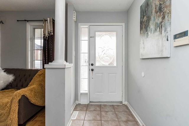9 Saintsbury Cres, House semidetached with 4 bedrooms, 3 bathrooms and 4 parking in Brampton ON | Image 33