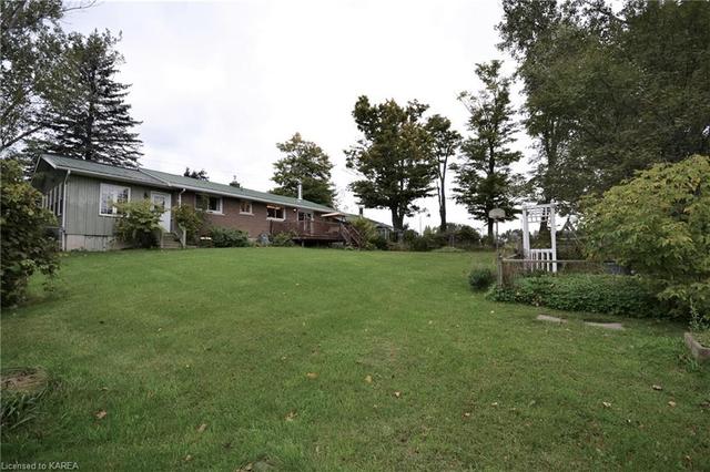 3552 Perth Road, House detached with 2 bedrooms, 1 bathrooms and 11 parking in South Frontenac ON | Image 48