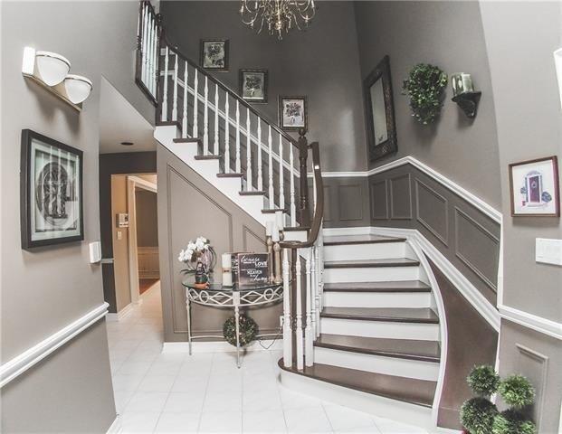 12 University Circ, House detached with 4 bedrooms, 4 bathrooms and 4 parking in St. Catharines ON | Image 12