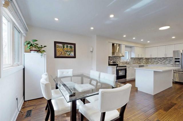 4192 Taffey Cres, House semidetached with 4 bedrooms, 4 bathrooms and 4 parking in Mississauga ON | Image 27