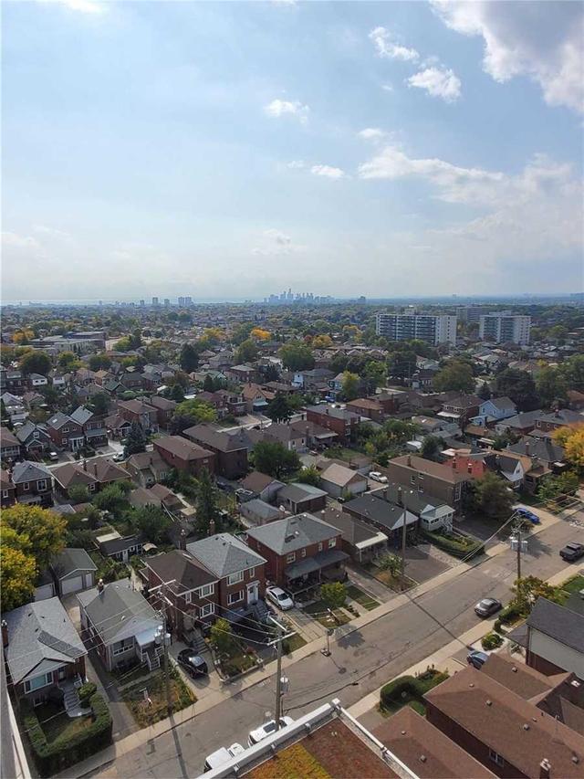 1306 - 1603 Eglinton Ave W, Condo with 2 bedrooms, 2 bathrooms and 0 parking in Toronto ON | Image 3