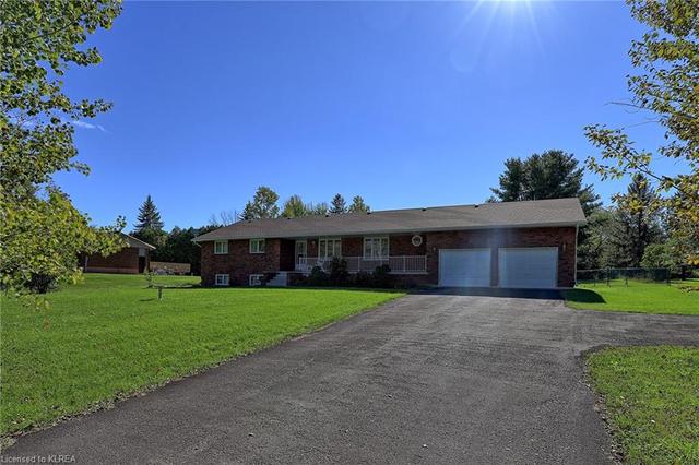 233 Charlore Park Drive, House detached with 3 bedrooms, 2 bathrooms and 12 parking in Kawartha Lakes ON | Image 19