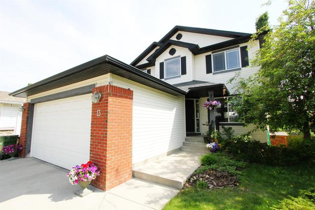 13 Weston Court Sw, House detached with 4 bedrooms, 3 bathrooms and 4 parking in Calgary AB | Image 3
