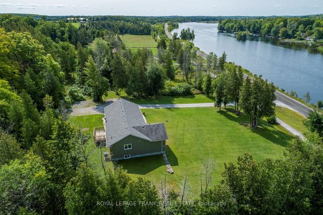 4267 County Rd 32, House detached with 2 bedrooms, 3 bathrooms and 7 parking in Douro Dummer ON | Image 27