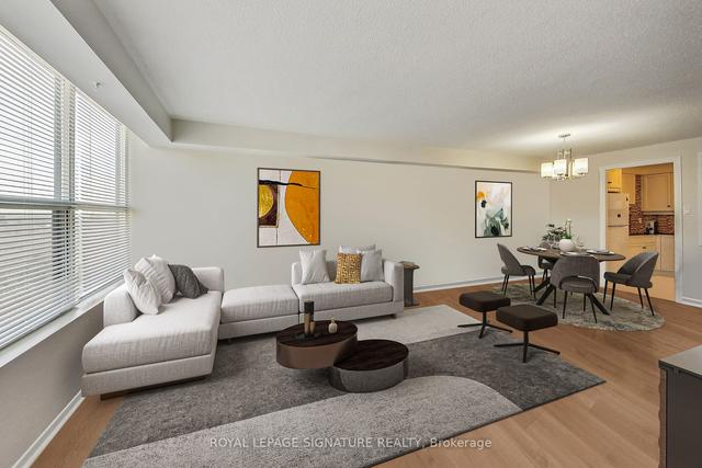 808 - 250 Davis Dr, Condo with 2 bedrooms, 2 bathrooms and 1 parking in Newmarket ON | Image 1