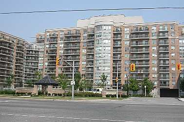 802 - 650 Lawrence Ave, Condo with 1 bedrooms, 1 bathrooms and 1 parking in Toronto ON | Image 1