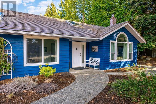 606 Moresby Ave, House detached with 3 bedrooms, 2 bathrooms and 4 parking in Qualicum Beach BC | Image 28