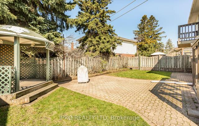 74 Edmonton Rd, House detached with 3 bedrooms, 4 bathrooms and 5 parking in Toronto ON | Image 31