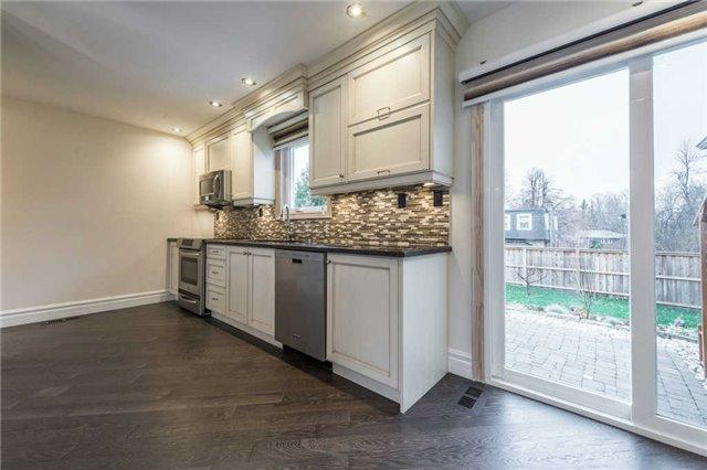 7 Risebrough Ave, House detached with 2 bedrooms, 2 bathrooms and 6 parking in Toronto ON | Image 12