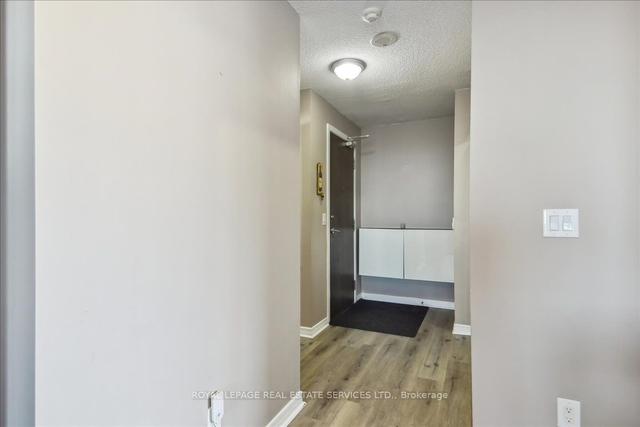 2803 - 3 Michael Power Pl, Condo with 2 bedrooms, 2 bathrooms and 1 parking in Toronto ON | Image 28