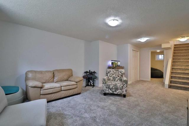 130 e 400 N, House detached with 5 bedrooms, 2 bathrooms and 4 parking in Raymond AB | Image 24