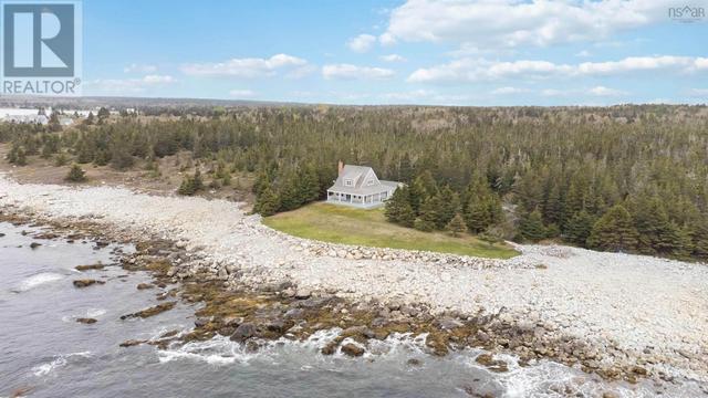 178 Eagle Point Road, House detached with 2 bedrooms, 2 bathrooms and null parking in Queens NS | Image 1