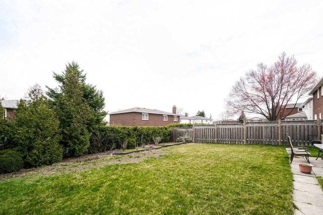 1910 Owlsnest Lane, House detached with 4 bedrooms, 4 bathrooms and 6 parking in Mississauga ON | Image 13