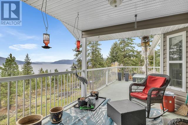 10291 Columbia Way, House detached with 3 bedrooms, 3 bathrooms and 7 parking in Central Okanagan West BC | Image 33