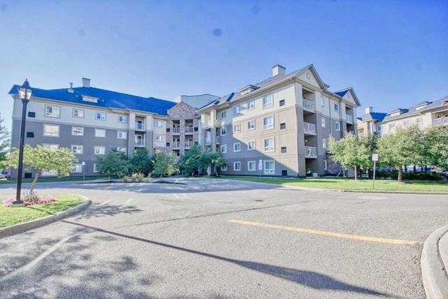 3211 - 4 Dayspring Circ, Condo with 2 bedrooms, 2 bathrooms and 1 parking in Brampton ON | Image 12