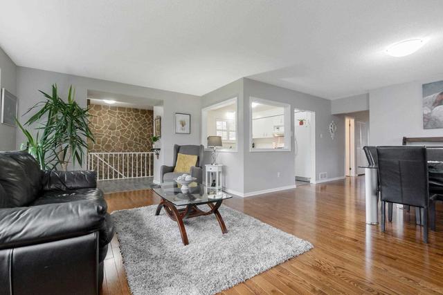 32 Durham Cres, House detached with 3 bedrooms, 2 bathrooms and 5 parking in Brampton ON | Image 34