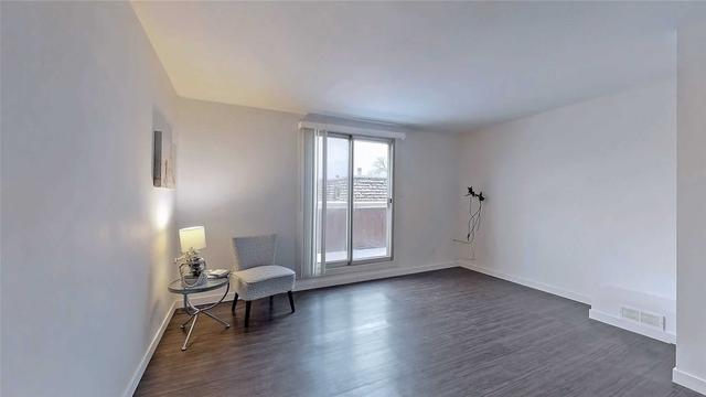 63 - 10 Rodda Blvd, Townhouse with 3 bedrooms, 2 bathrooms and 2 parking in Toronto ON | Image 19