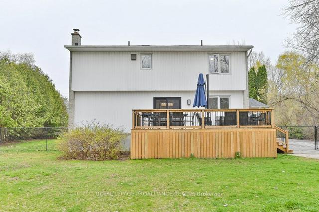 48 Dorthy Dr, House detached with 2 bedrooms, 2 bathrooms and 5 parking in Quinte West ON | Image 29
