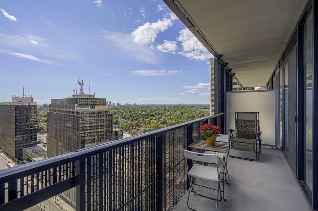 1601 - 8 Eglinton Ave E, Condo with 1 bedrooms, 2 bathrooms and 0 parking in Toronto ON | Image 8